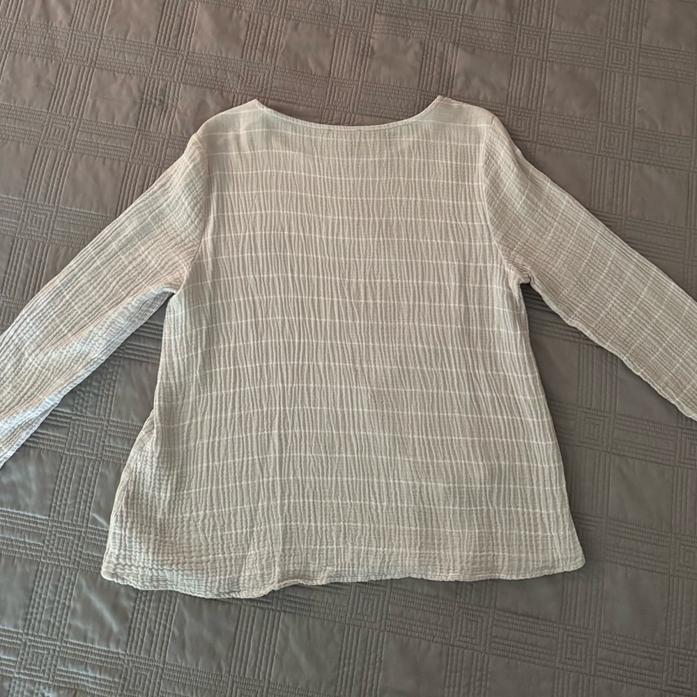 Habitat Clothes to Live in Light Gray Striped Long-Sleeve Women’s Top - Picture 10 of 16